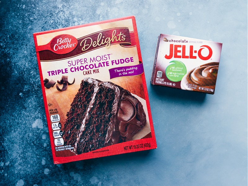 Ingredients In Cake Mix Cupcakes The cake mix used in this recipe and the pudding mix.