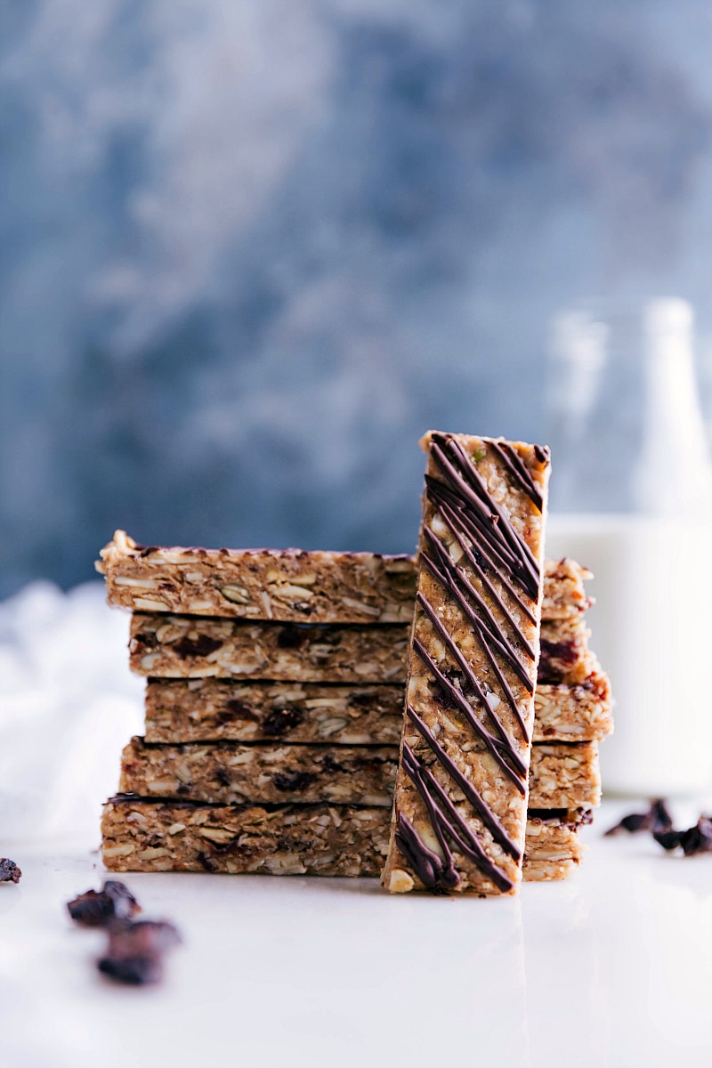 Arrangement of Tasty No-Bake Granola Bars Stack of delicious no-bake granola bars with one laid on its side.