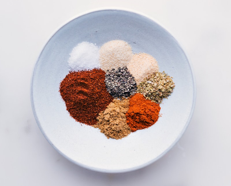 This Taco Seasoning blend is so simple to make and uses spices you probably already have in your cabinet! Ditch those store-bought packets, you'll never want to use them again after seeing how easy and tasty making your own Taco Seasoning can be! Recipe via ChelseasMessyApron #mexican #spices #best #quick #easy #simple #makeityourself #taco #seasoning Process shots-- images of all the seasonings in a bowl compartmentalized