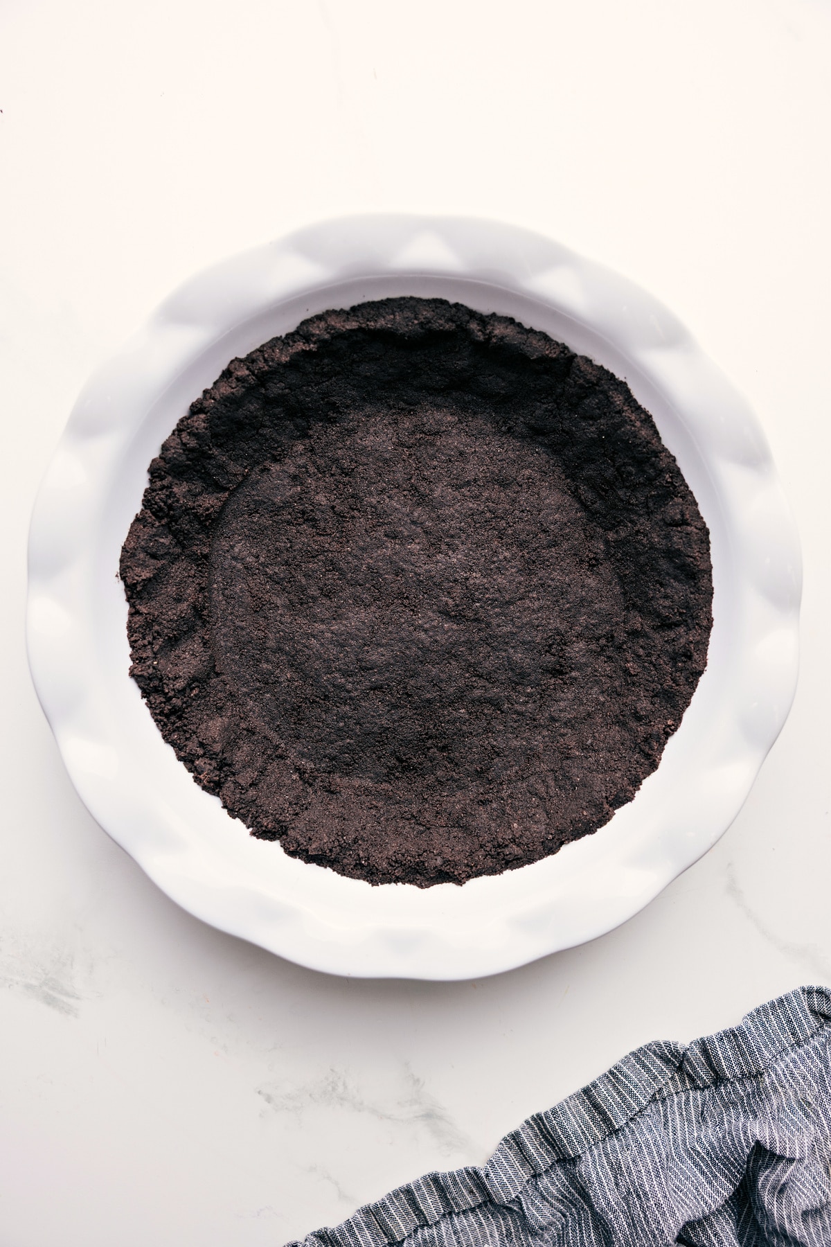 Oreo Pie Crust Recipe freshly made and ready to be enjoyed.